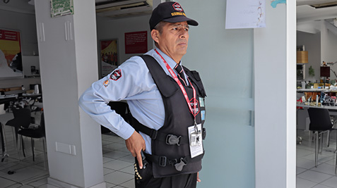 agente armado